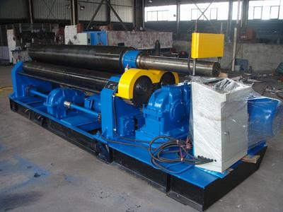 W11-6X3200-馬鞍山哪里有質(zhì)量好的機械對稱式三輥卷板機